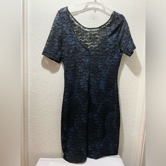 Belle Badgley Mischka navy lace overlay midi dress - Picture 4 of 10